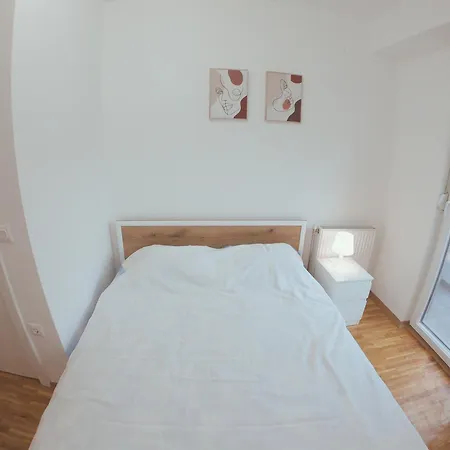 Magnolia Apartment *